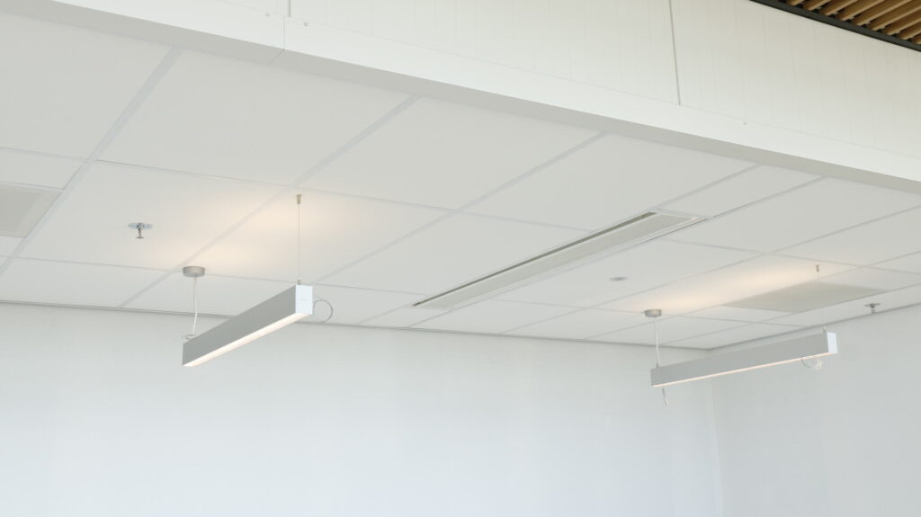 33811ad6-975b-4156-ab2f-03c49be13dfb