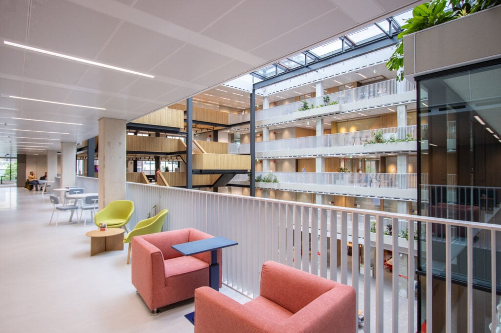 46f00c94-2893-42c6-8699-a01e08c6689b