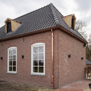 48d8daeb-d340-41d2-909b-3fd3bb9cc24f