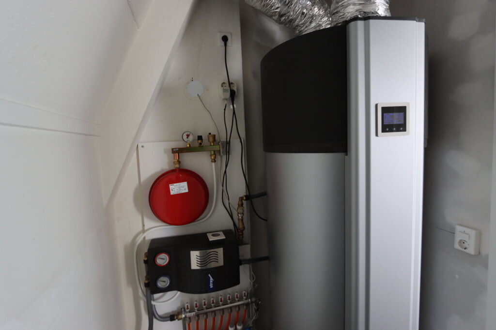 494a1ed1-21b3-49ab-a4b6-5a59424b8813