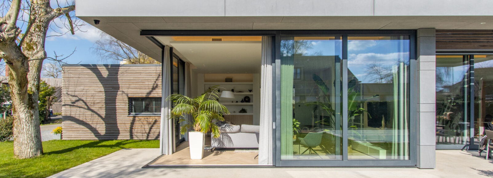 a0de67f9-3e0d-42b9-bf0d-d470130d1d4a