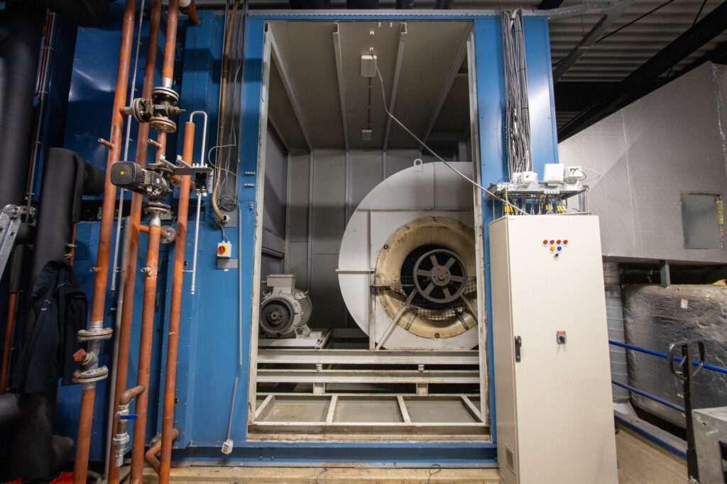 a70dca61-6634-484b-8cf9-7bf0f2c864de