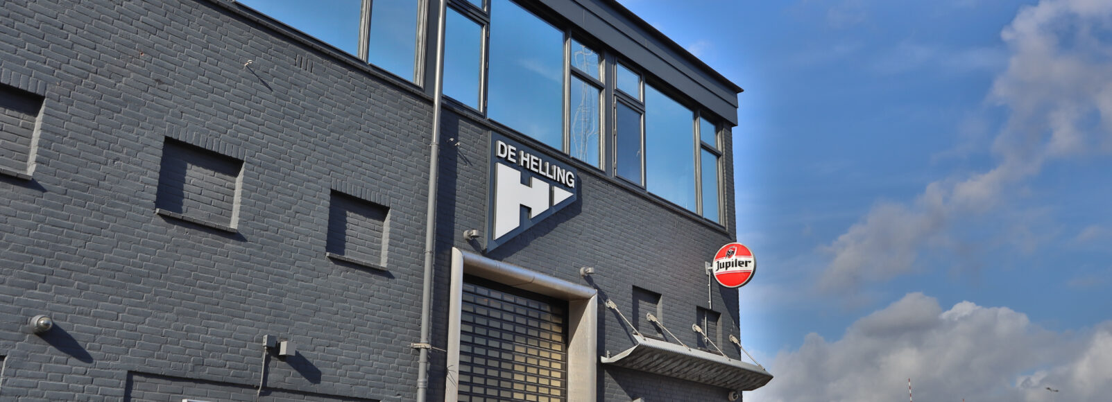 f8af937c-f607-4f16-ac83-88859c38b4a1